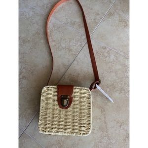*NWT* Square Rattan Buckle Purse